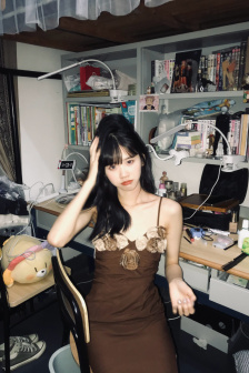火凤凰之美女如云迅雷电影在线